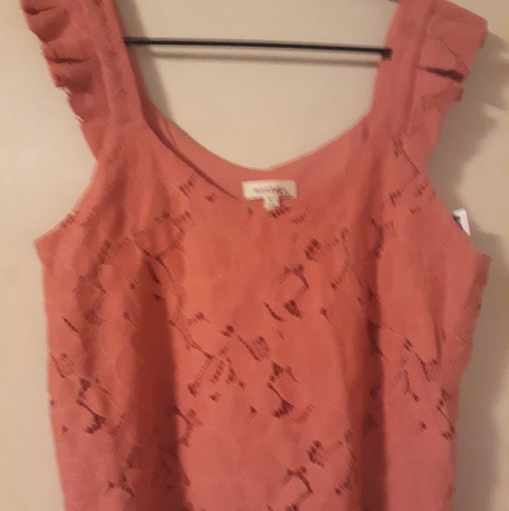 Coral lace flutter sleeve top, fully lined